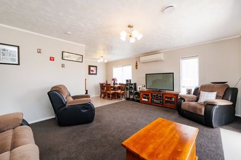 Photo of property in 25 Mcleavey Drive, Kelvin Grove, Palmerston North, 4414