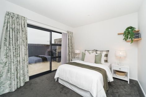 Photo of property in 44 Vaucluse Heights, Fitzherbert, Palmerston North, 4410