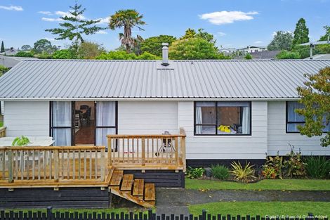 Photo of property in 13a Kaiwaka Road, Waiuku, 2123