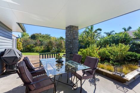 Photo of property in 63 Waipunahau Road, Waikanae, 5036