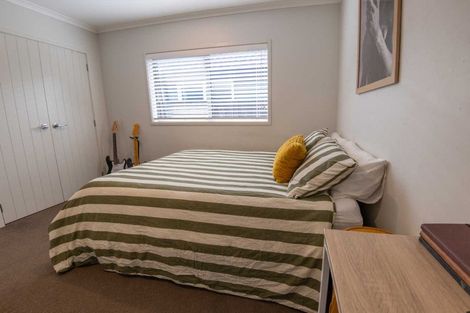 Photo of property in 14 Will Street, Huapai, Kumeu, 0810