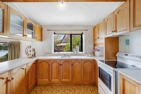 Photo of property in 2/10 Dayspring Way, Pakuranga, Auckland, 2010