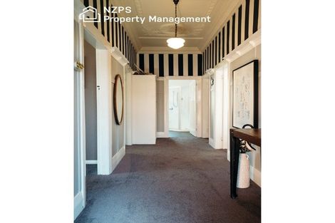 Photo of property in 372 Bay View Road, Saint Clair, Dunedin, 9012