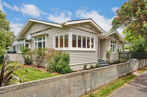 Photo of property in 9 Riddiford Street, Woburn, Lower Hutt, 5011