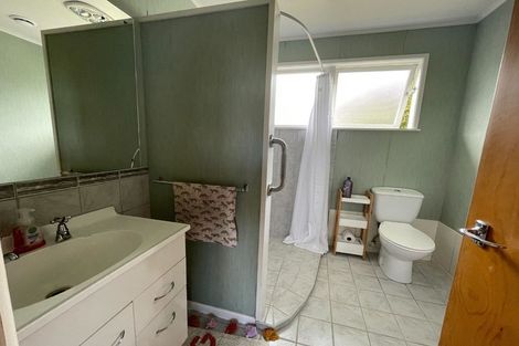 Photo of property in 6 Holdsworth Avenue, Milson, Palmerston North, 4414