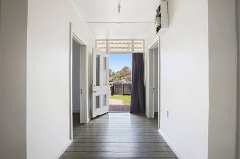 Photo of property in 9 Tamumu Road, Waipawa, 4210