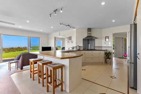 Photo of property in 107 Fuller Road, South Head, Helensville, 0874