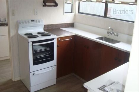 Photo of property in 1/154 Sawyers Arms Road, Northcote, Christchurch, 8052