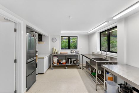 Photo of property in 42 Mclean Road, Havelock North, 4294