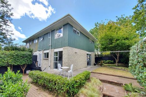 Photo of property in 2/43 Seabrook Avenue, New Lynn, Auckland, 0600