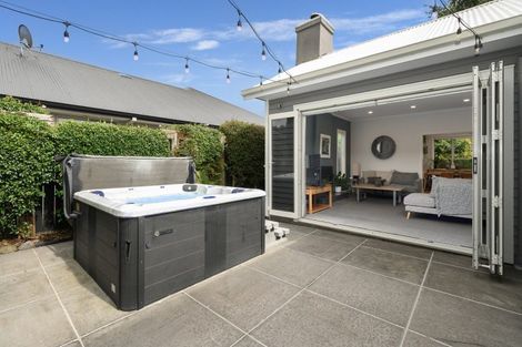 Photo of property in 21 Redhaven Place, Bethlehem, Tauranga, 3110