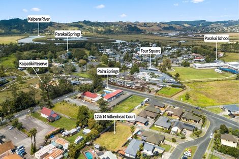 Photo of property in 14 Aitkenhead Court, Parakai, 0830