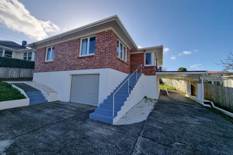 Photo of property in 11 Orchard Rise, Rosehill, Papakura, 2113
