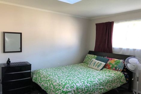 Photo of property in 2/5 Hinemoa Street, Waiwhetu, Lower Hutt, 5010