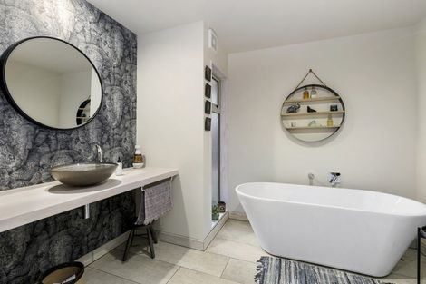 Photo of property in 12-12a Maungaraki Road, Korokoro, Lower Hutt, 5012