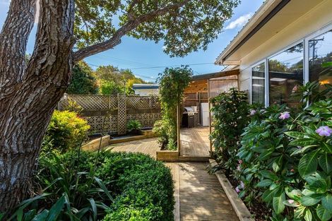 Photo of property in 1/71 Larsen Crescent, Tawa, Wellington, 5028