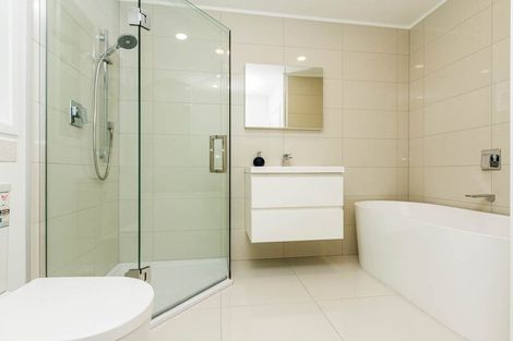 Photo of property in 54 Braemar Road, Castor Bay, Auckland, 0620