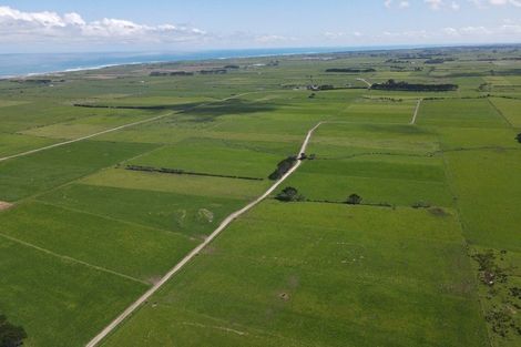 Photo of property in 189 Namu Road, Opunake, 4681