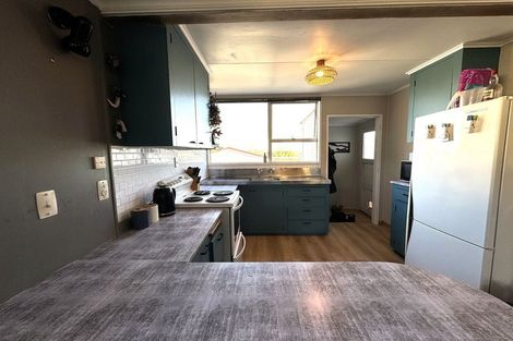 Photo of property in 59 Salcombe Street, Kaitangata, 9210