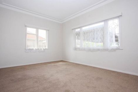 Photo of property in 26 Omagh Avenue, Papatoetoe, Auckland, 2025
