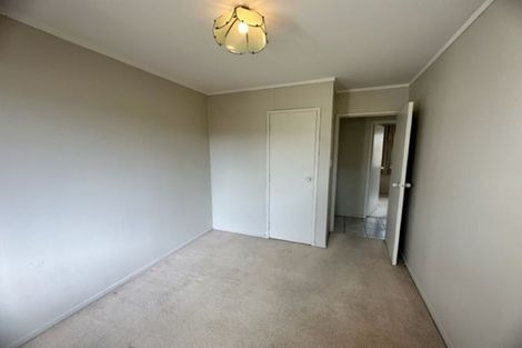 Photo of property in 10 Jillteresa Crescent, Half Moon Bay, Auckland, 2012