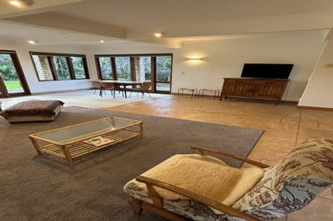 Photo of property in 135 Taiapa Road, Muriwai, Waimauku, 0881