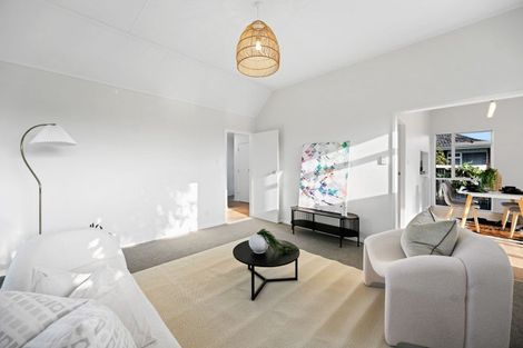 Photo of property in 19 Morrow Avenue, St Andrews, Hamilton, 3200