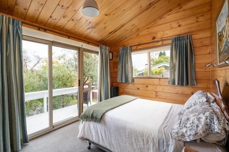 Photo of property in 14 Kereru Street, Two Mile Bay, Taupo, 3330