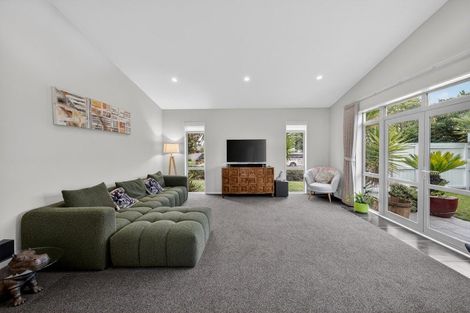 Photo of property in 66 Lamorna Road, Parklands, Christchurch, 8083