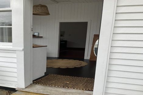 Photo of property in 28 Cook Flat Road, Fox Glacier, 7886