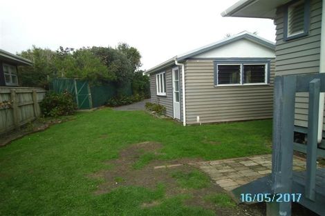 Photo of property in 654-656 Waikawa Beach Road, Waikawa Beach, Levin, 5573