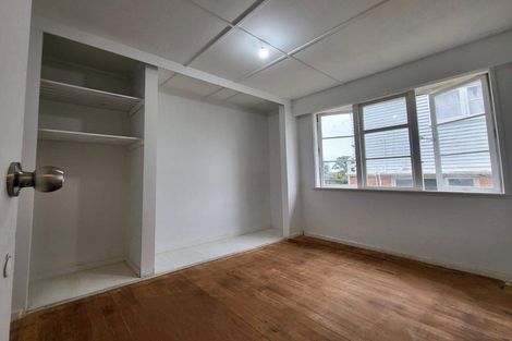 Photo of property in 41 Te Kawa Road, Greenlane, Auckland, 1061