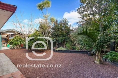 Photo of property in 13 Shah Place, Glen Eden, Auckland, 0602
