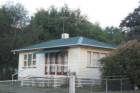 Photo of property in 3 Rue Viard, Akaroa, 7520