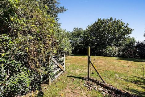 Photo of property in 524 Tikorangi Road, Tikorangi, Waitara, 4383