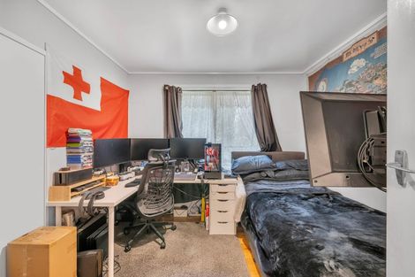 Photo of property in 15 Mcentee Street, Papakura, 2110