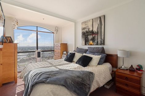 Photo of property in The Rennaissance, 16d/18 Ronwood Avenue, Manukau, Auckland, 2104