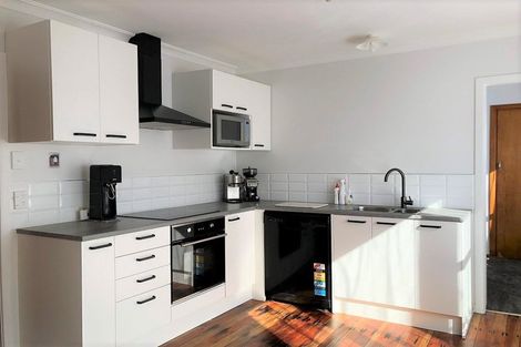 Photo of property in 8 Windsor Place, Levin, 5510