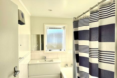 Photo of property in 19 Wentworth Street, Ilam, Christchurch, 8041