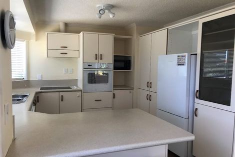 Photo of property in 5 Wilton Street, Westown, New Plymouth, 4310