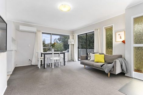 Photo of property in 2/31 Auld Street, Torbay, Auckland, 0630