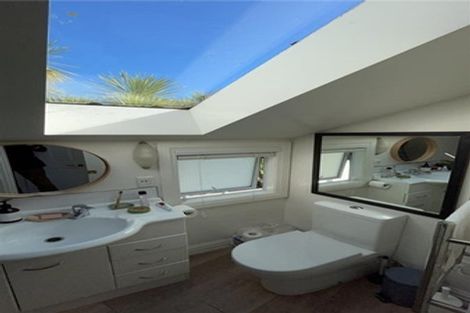 Photo of property in 13c Lawrence Street, Newtown, Wellington, 6021