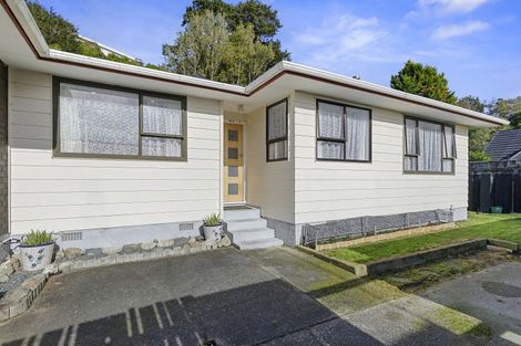 Photo of property in 2/12 Garnet Grove, Birchville, Upper Hutt, 5018