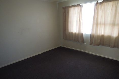 Photo of property in 4 St Catherine Crescent, West Harbour, Auckland, 0618