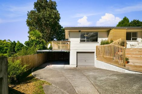 Photo of property in 19 Spinella Drive, Bayview, Auckland, 0629