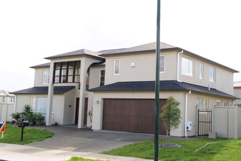 Photo of property in 27 Cherrywood Crescent, Northpark, Auckland, 2013