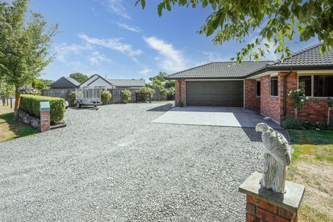 Photo of property in 5 Willowside Place, Amberley, 7410