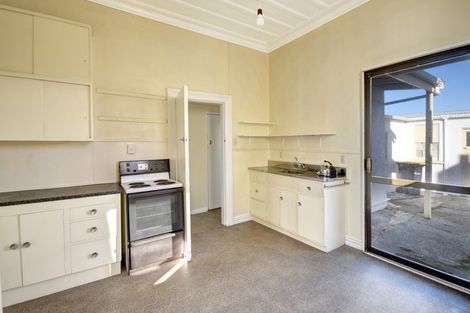 Photo of property in 64 Wesley Street, South Dunedin, Dunedin, 9012