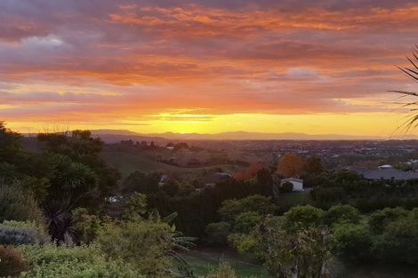 Photo of property in 32 Roger Guy Place, Welcome Bay, Tauranga, 3175