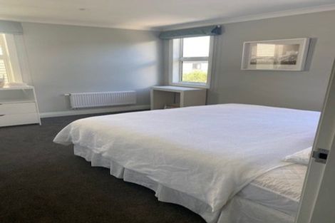 Photo of property in 20c Reef Street, Island Bay, Wellington, 6023